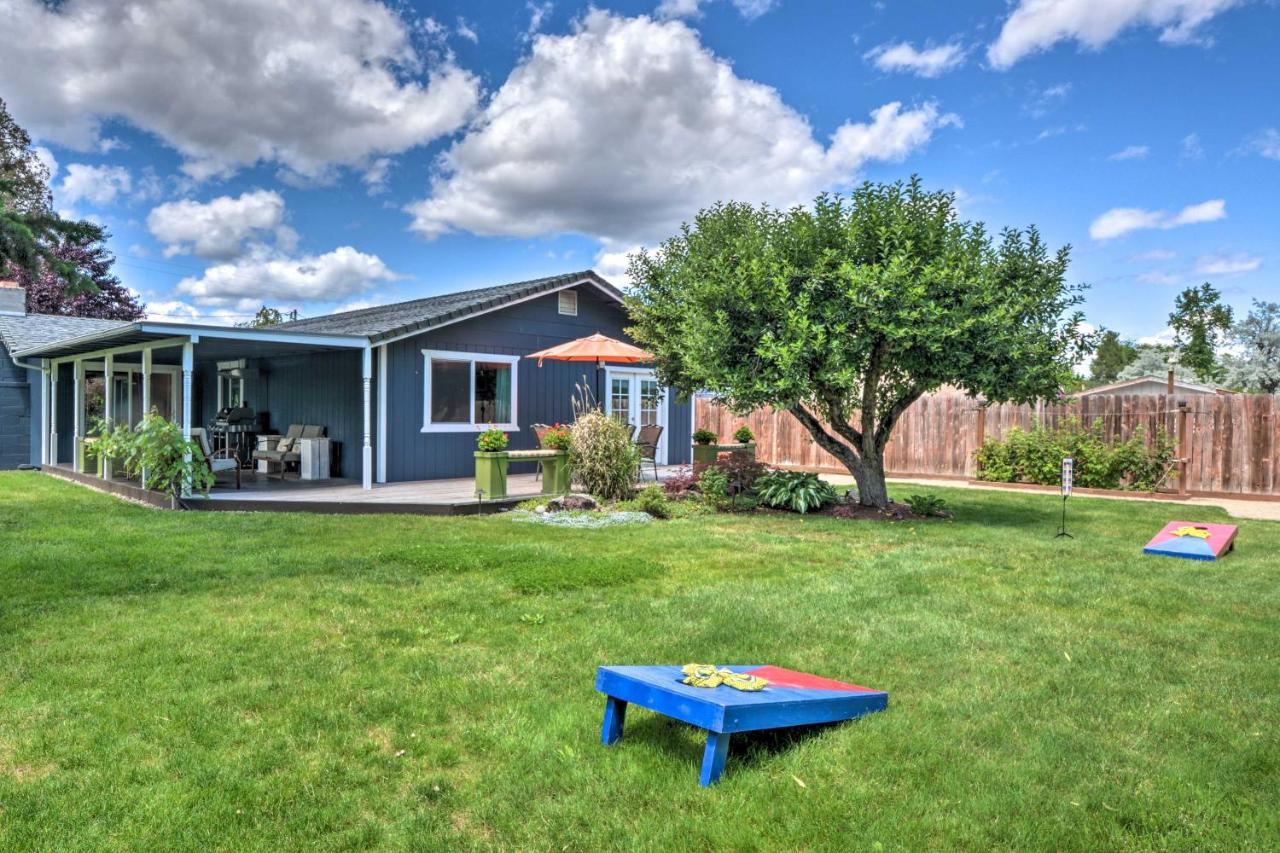 Central Medford Family Retreat With Large Yard! Eksteriør billede