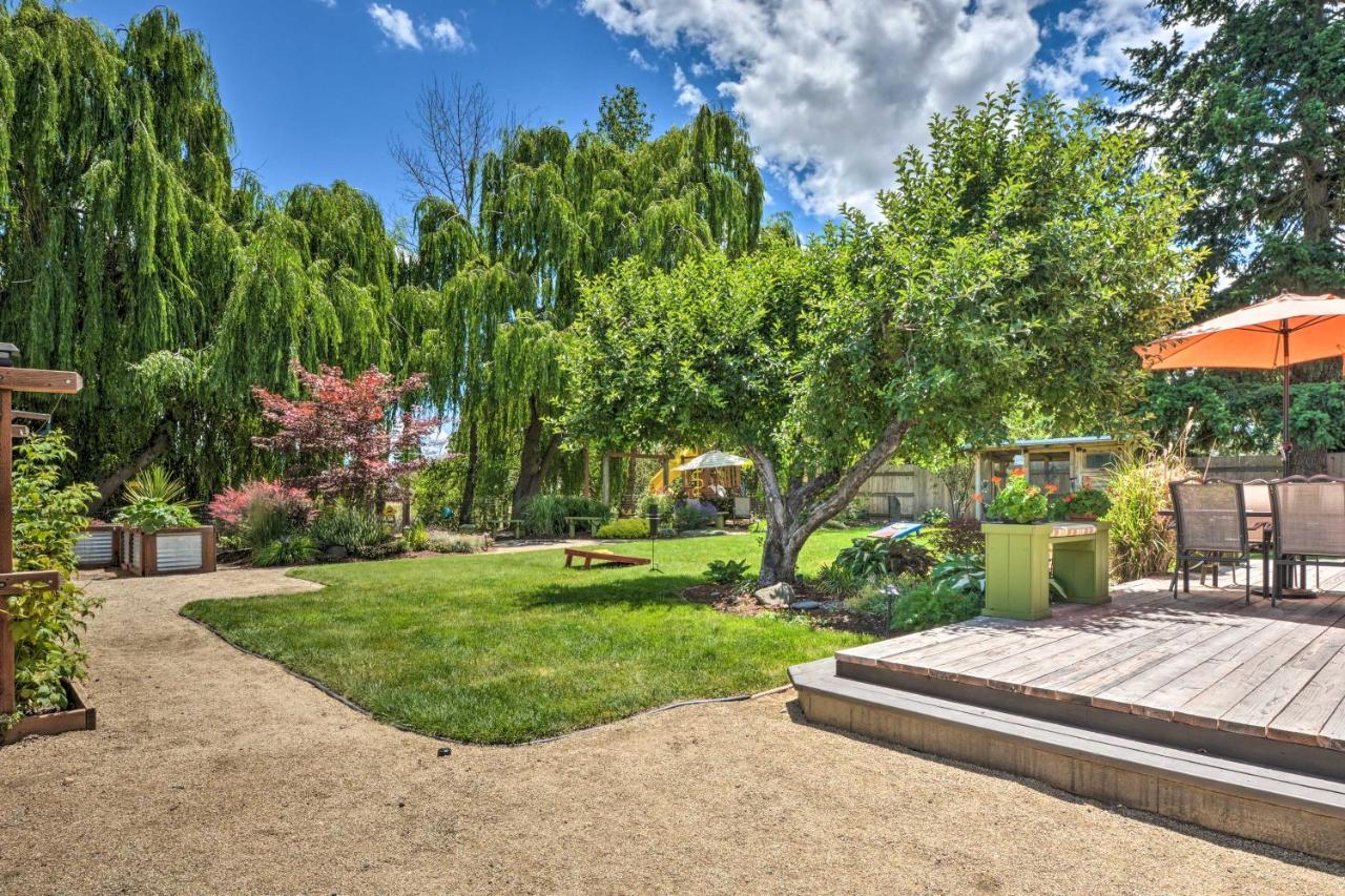 Central Medford Family Retreat With Large Yard! Eksteriør billede